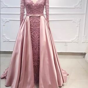 Very nice for weddings or prom